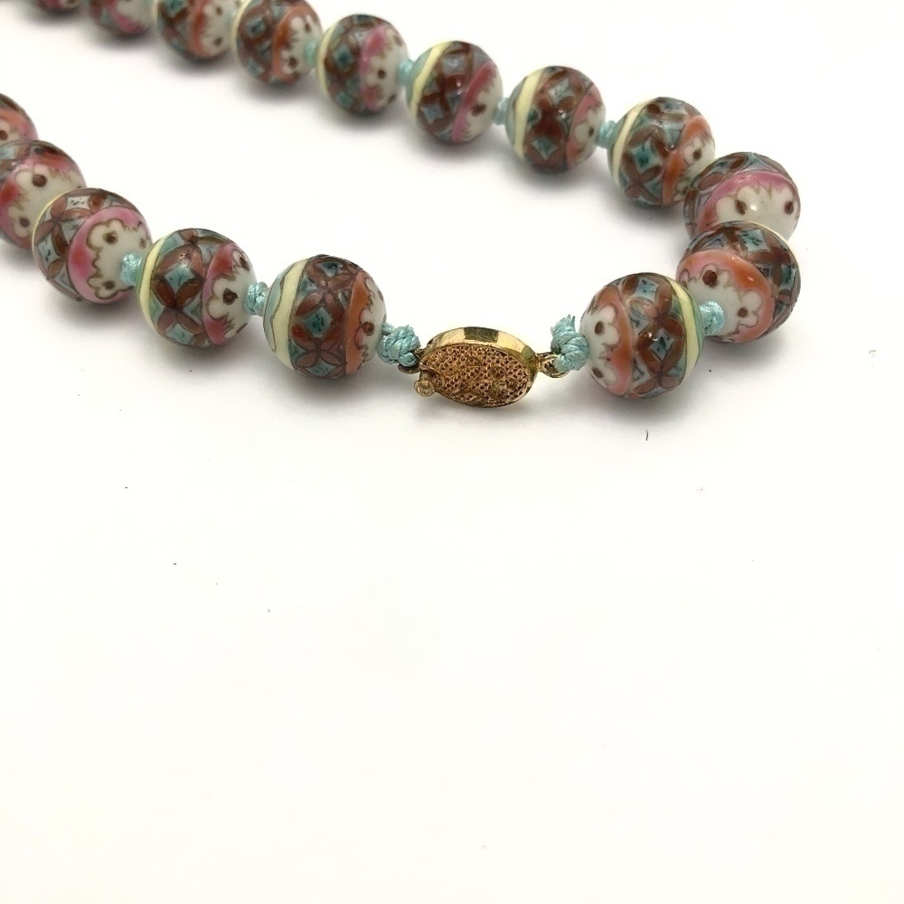 Vintage Hand Painted Chinese Beaded Necklace - Picture 5 of 6